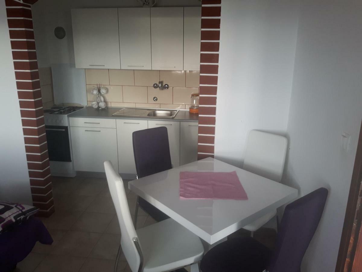 Apartment Little Princess Dora Senj  Eksteriør billede