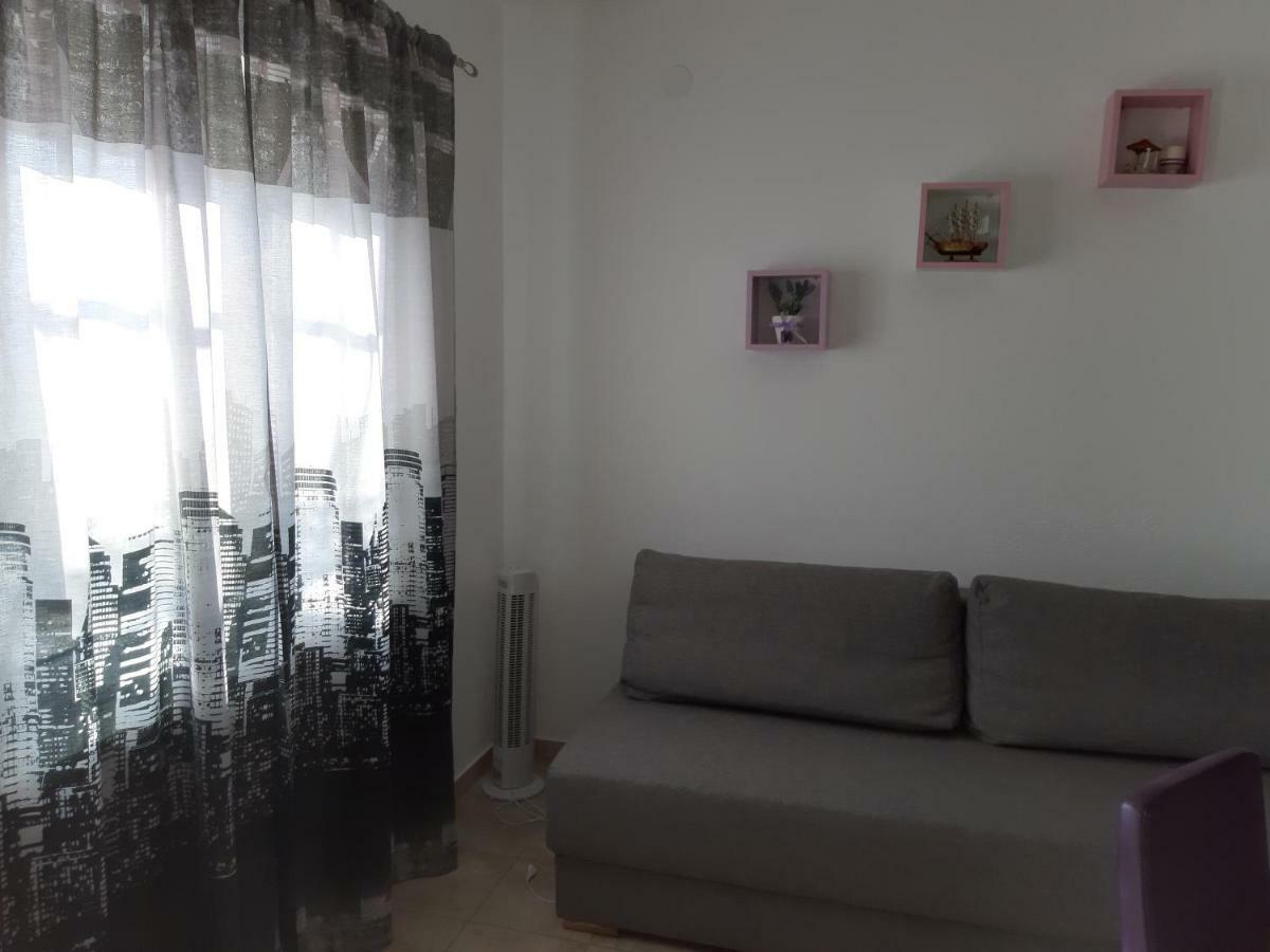 Apartment Little Princess Dora Senj  Eksteriør billede